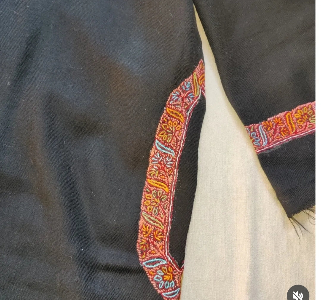 Kashmiri Rafhal Fehan – Traditional Rafhal Pheran